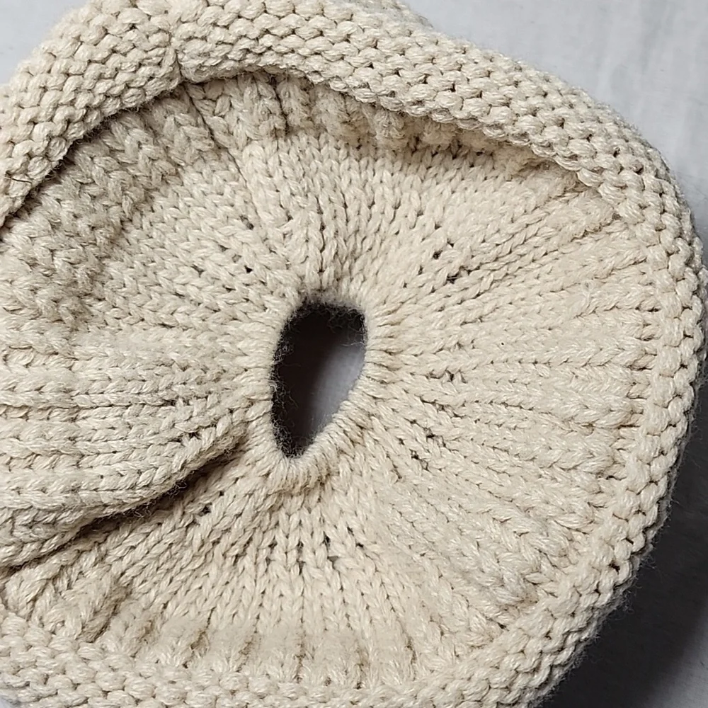 Soft and Cozy with a full range ofneutrals and beautiful